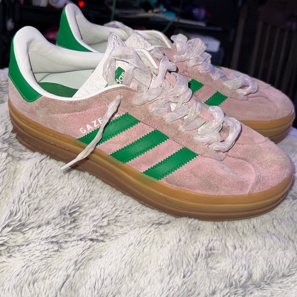 Adidas Originals Gazelle Bold sneakers Size 9